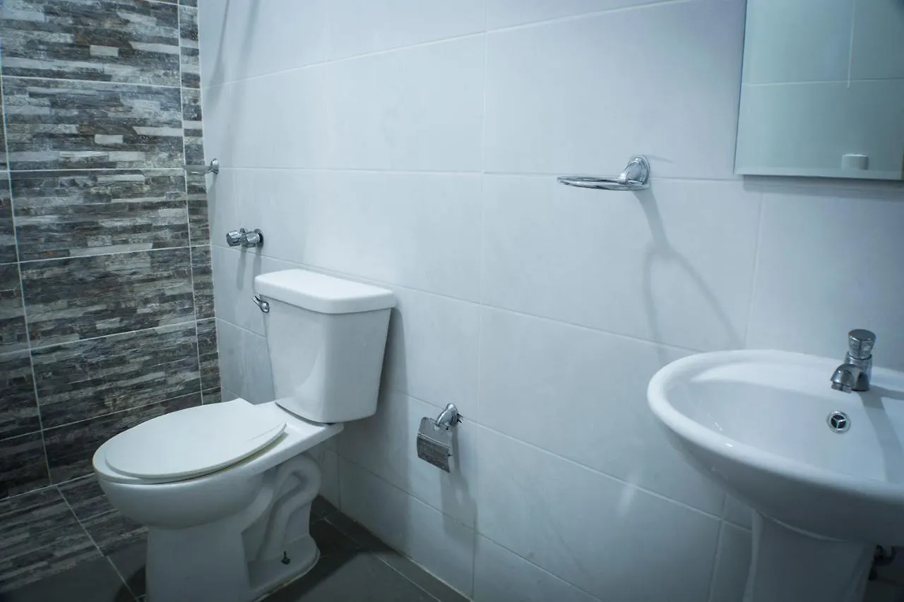 Malecon Premium Rooms & Hotel Санто-Доминго 2*,