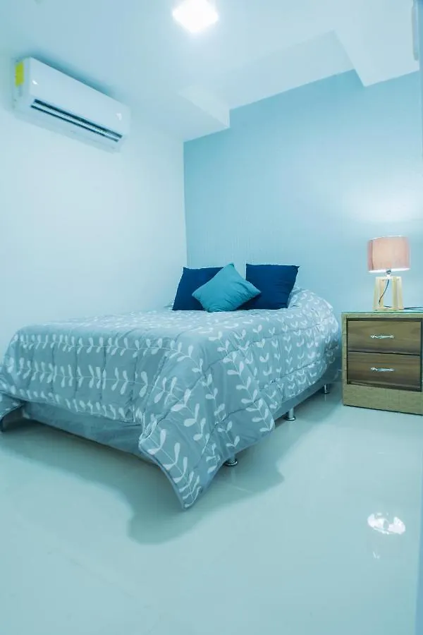 Malecon Premium Rooms & Hotel Санто-Доминго 2*,
